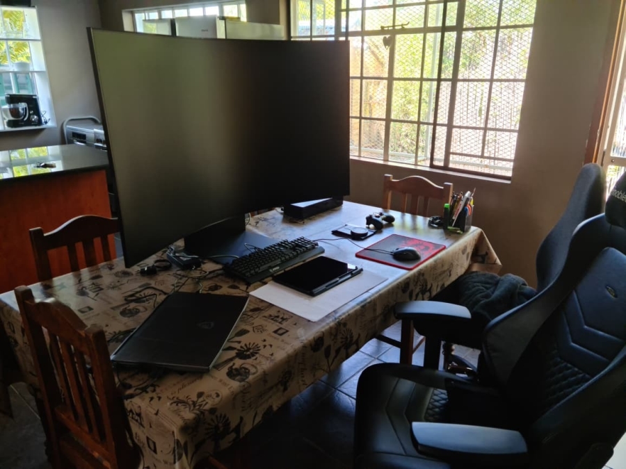 To Let 3 Bedroom Property for Rent in Cashan North West